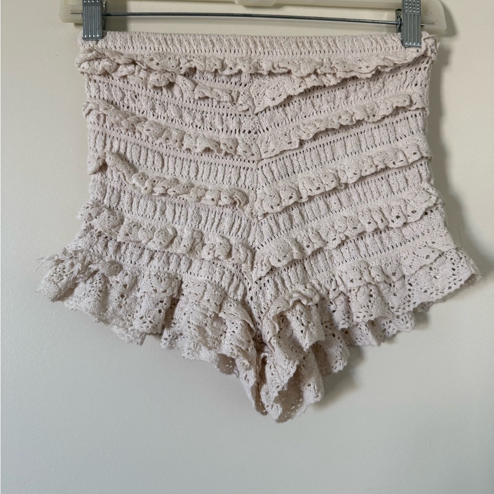 Mini Ruffle Shorts in Cream